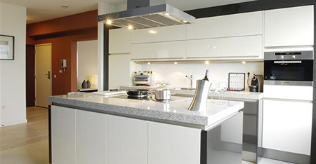 Aparthotel Amsterdam-Buitenveldert kitchen apartment type Van Gogh